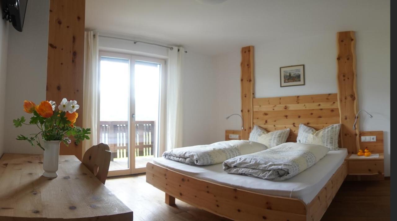 Agriturismo Gfaderhof เบรสซาโนเน ภายนอก รูปภาพ