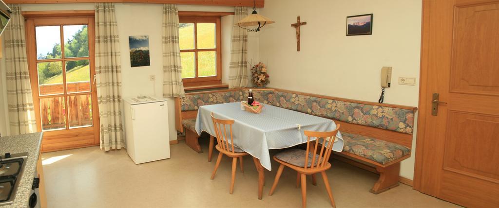 Agriturismo Gfaderhof เบรสซาโนเน ภายนอก รูปภาพ